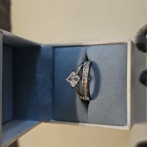 925 Stamped Sterling Silver Bridal Ring Set. Moissanite Center Stone Sz 7